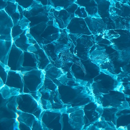 Floculante o agrupador de particulas liquido para piscinas