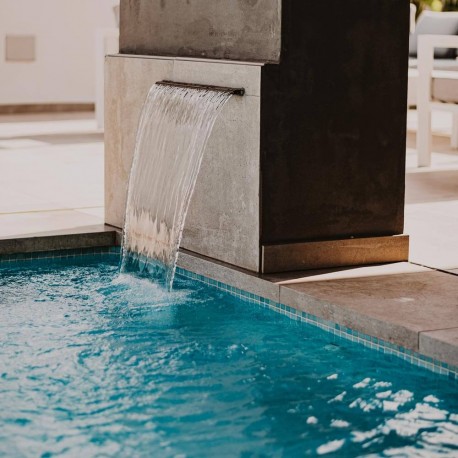 Floculante o agrupador de particulas liquido para piscinas